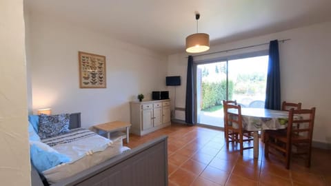 T2 6 couchages, piscine et mer Apartment in La Ciotat