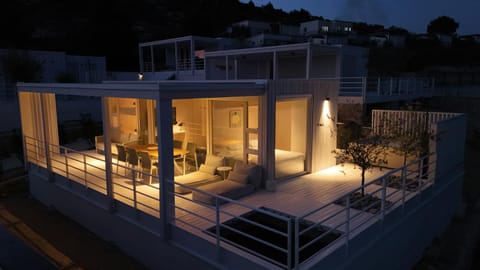 Property building, Night, View (from property/room), Balcony/Terrace