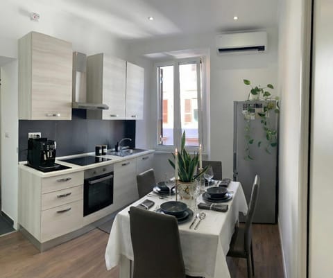 Coffee/tea facilities, Food, dishwasher, kitchen