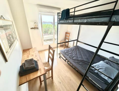 Photo of the whole room, Bedroom, bunk bed