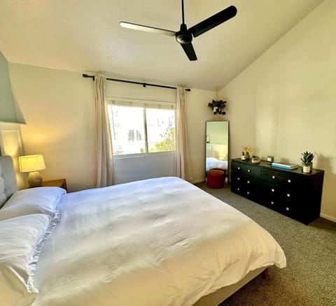 Spacious Oasis near Red Rocks and Downtown Denver House in Lakewood