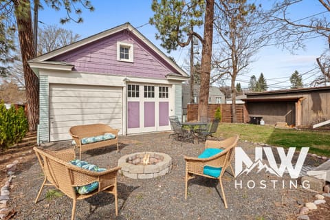 Elegant Historic Home in Modernized Area House in Coeur dAlene