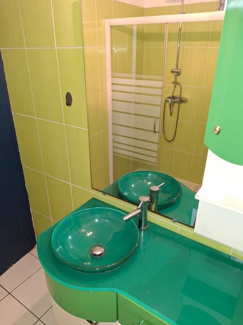 KARENGA house type F4 House in Le Gosier