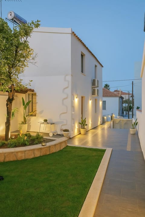 Property building, Garden, Garden view