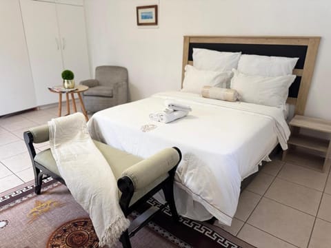 Miches House Bed and Breakfast in Cape Town