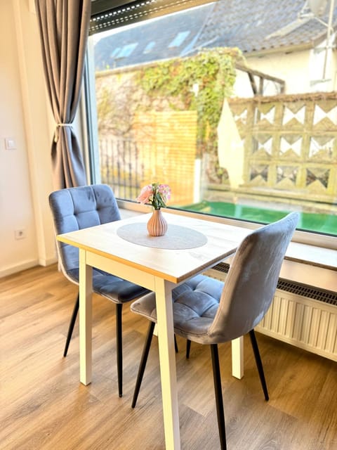 View (from property/room), Living room, Seating area, Dining area