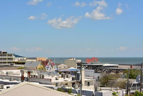 Wilmington avenue 20b House in Rehoboth Beach