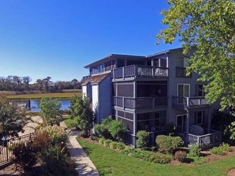 Snug harbor 2 House in Henlopen Acres