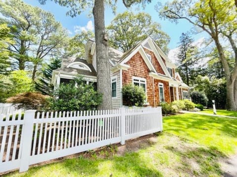 Columbia avenue 34 House in Henlopen Acres