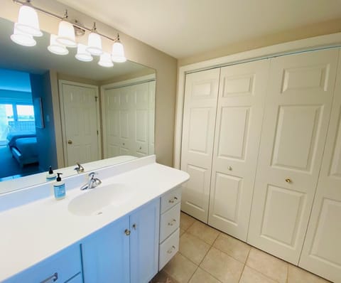 The henlopen 719 House in Henlopen Acres