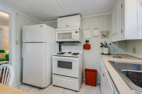 Laurel street garage apt 210 House in Rehoboth Beach