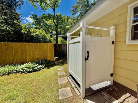 Henlopen avenue 66 House in Henlopen Acres