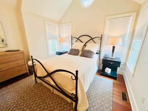 Pine reach 63 House in Henlopen Acres