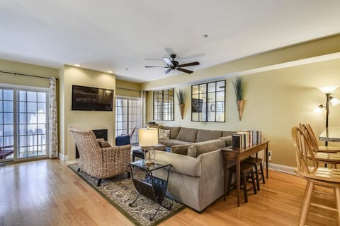 Rehoboth avenue 506f House in Rehoboth Beach