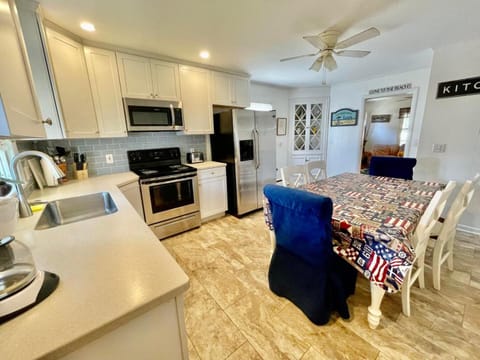 Maryland avenue 18 House in Henlopen Acres