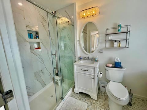 Bedford avenue 19 House in Indian Beach