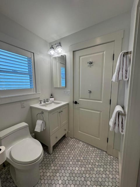 Henlopen avenue 164 #3 House in Rehoboth Beach