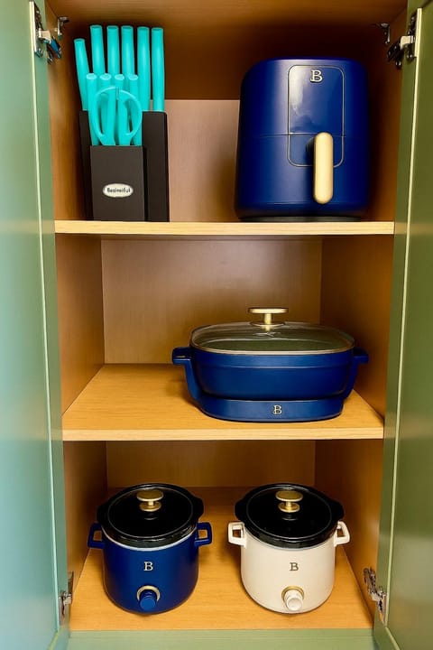 Updated Cabin 5 minutes from the Lake Cabin in Crestline