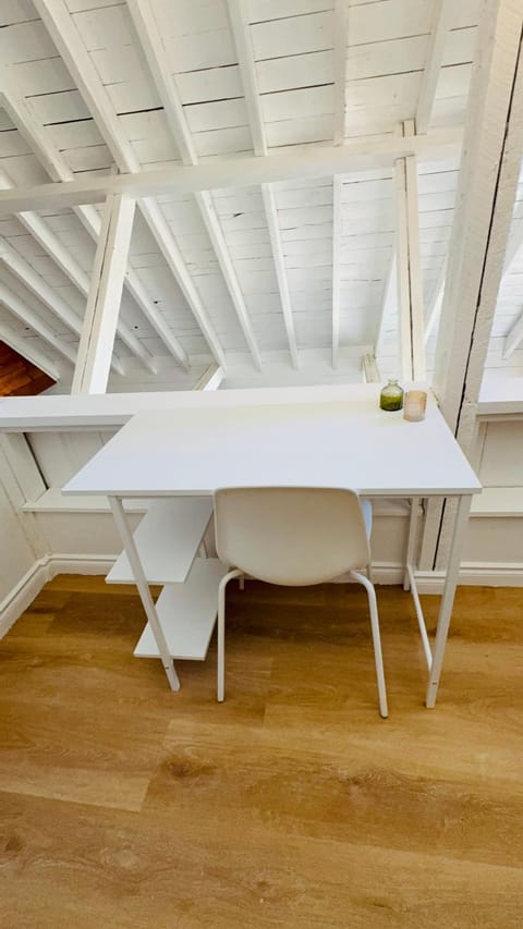 Updated Cabin 5 minutes from the Lake Cabin in Crestline