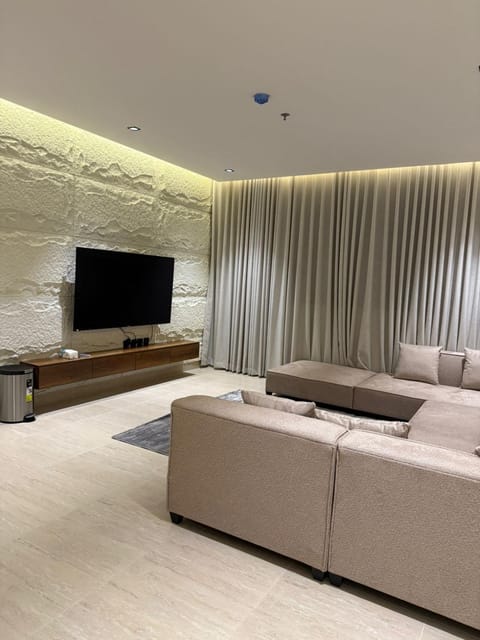 Communal lounge/ TV room, Communal lounge/ TV room, TV and multimedia, Seating area