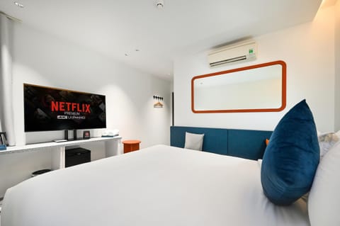 Bed, Activities, Photo of the whole room, Bedroom