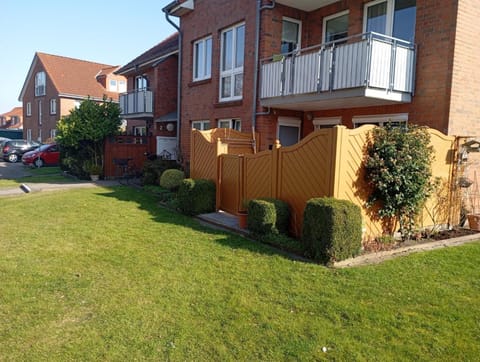 Property building, Garden view