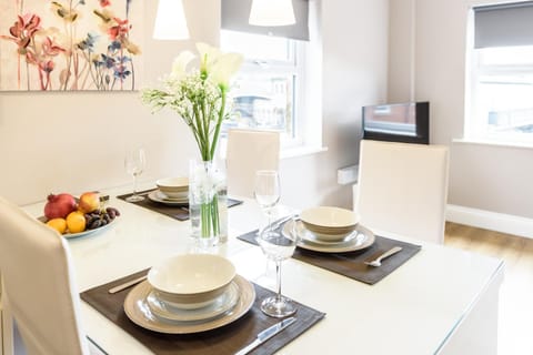 Food and drinks, Food and drinks, Dining area