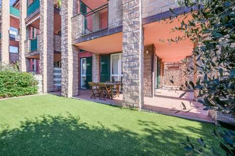 Property building, Garden