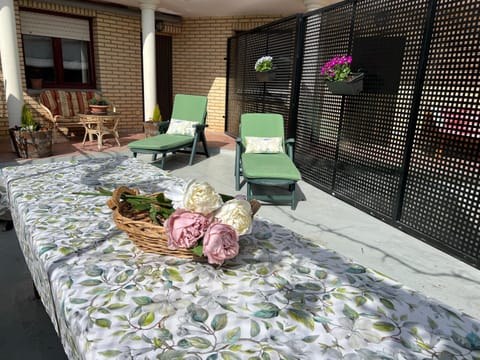 Patio, Garden