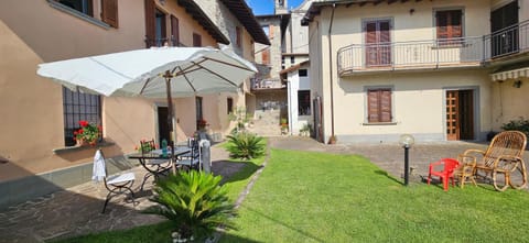 Property building, Garden