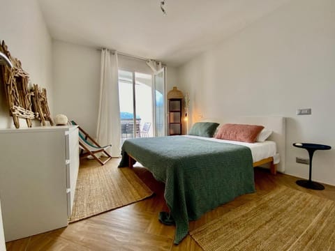 Bed, Bedroom, storage