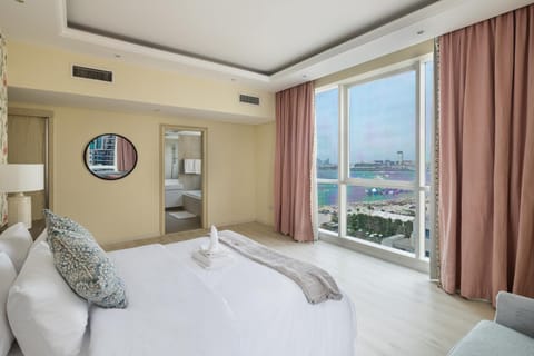 Luxury 4BR Apartment in JBR Private Beach Access Apartment in Dubai