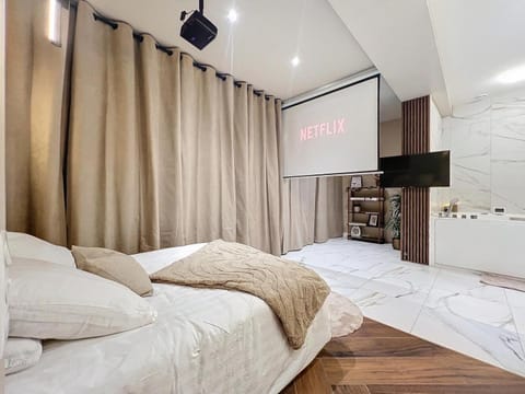 TV and multimedia, Bedroom
