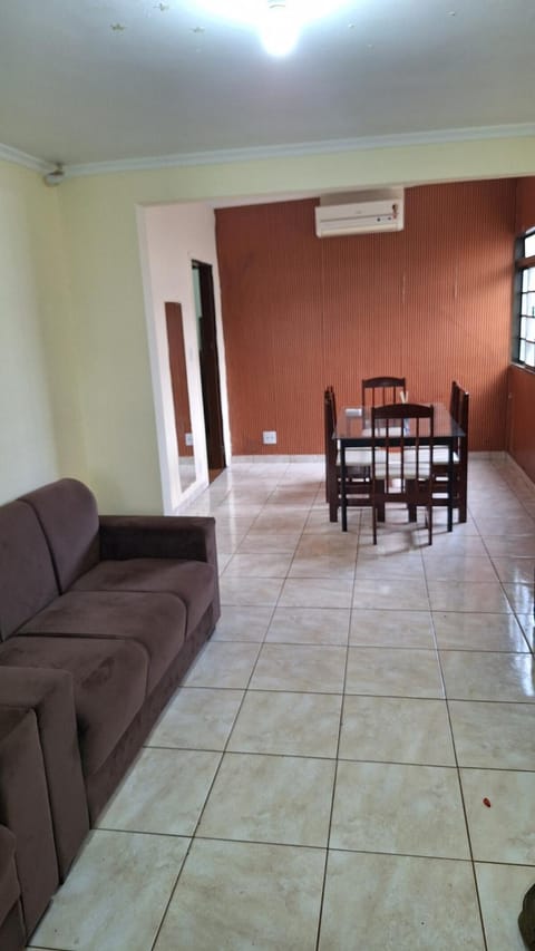 Living room, Seating area, Dining area, air conditioner