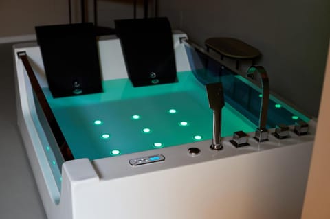 SUITE Don Alfonso Apartment in Parma