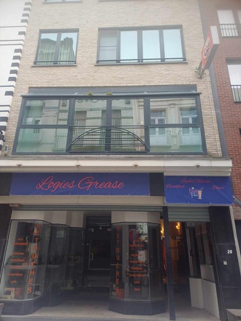 Property building, Day