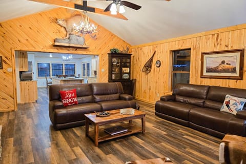 The Rivers Edge House in Colorado