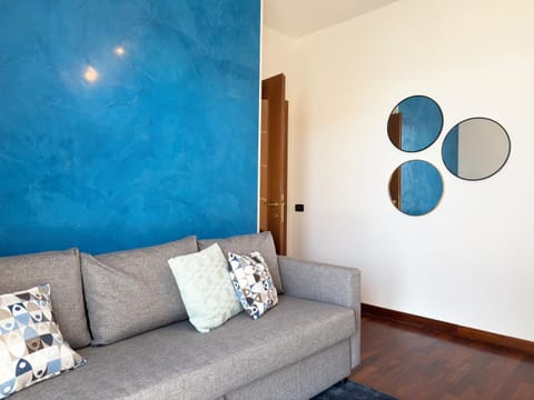 Living room, Photo of the whole room