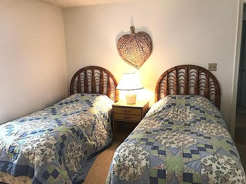 Dicinson avenue 11a House in Dewey Beach