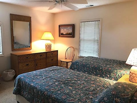 Dicinson avenue 11b House in Dewey Beach