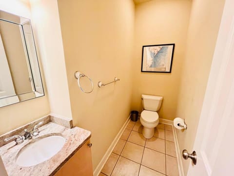 Dicinson avenue 7b House in Dewey Beach