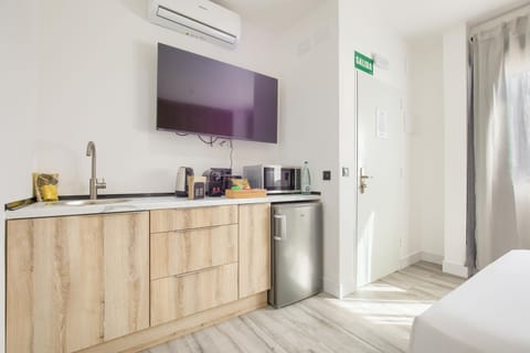 TV and multimedia, Kitchen or kitchenette, air conditioner