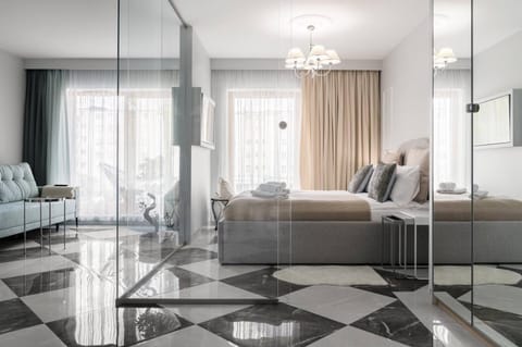 Bed, Living room, Photo of the whole room, Seating area, Bedroom