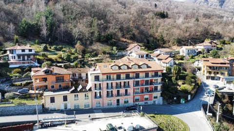 Property building, Neighbourhood, Natural landscape, Bird's eye view