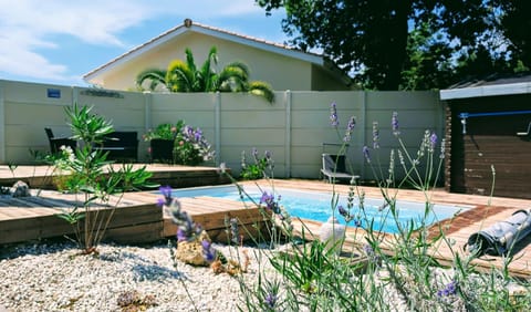 Spring, Day, Garden, Pool view, Swimming pool