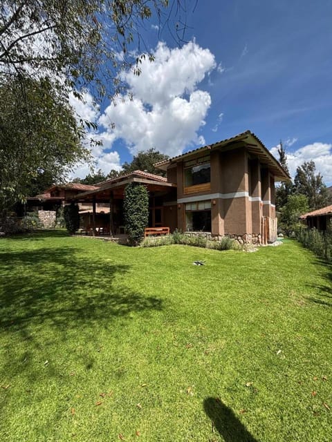 Property building, Natural landscape, Garden