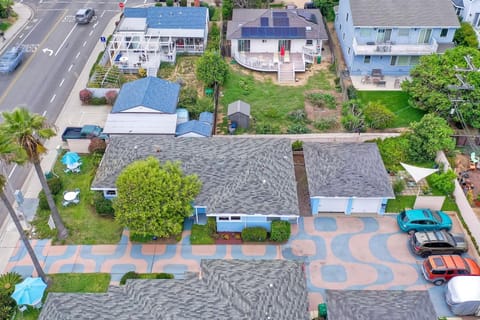 165 n 167 Tamarack House in Carlsbad