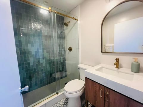 Rodney avenue 107d House in Dewey Beach