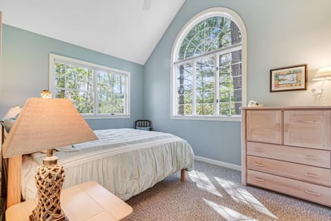 Fields end road 64 House in Henlopen Acres