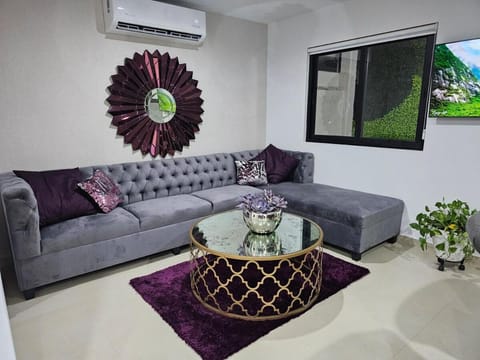 TV and multimedia, Living room, air conditioner
